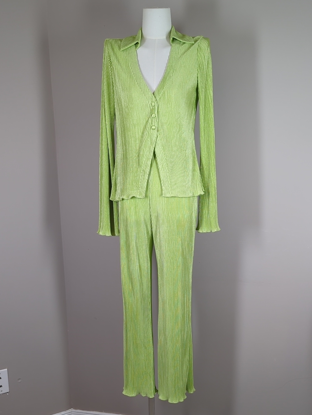 Song of Style Mara Short Pants Set sage Light Green Pleated Wide-Leg Pantsuit